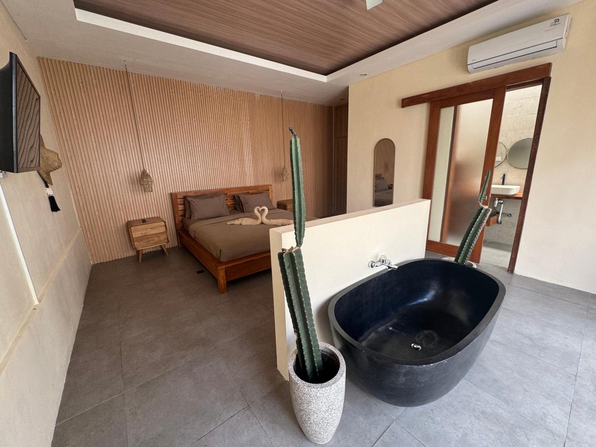 Kiki Village Bathtub Canggu  Exterior photo